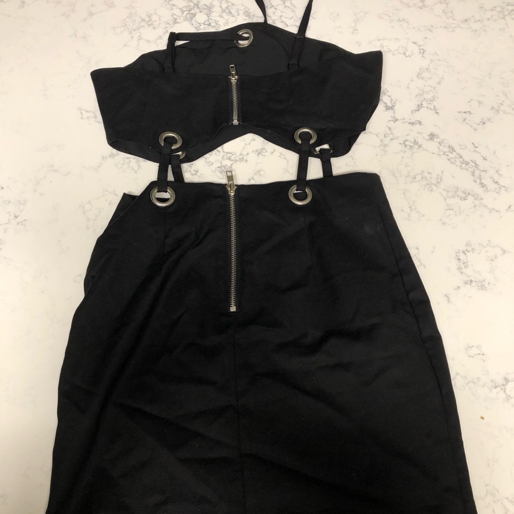 Tobi Black Mini Dress with Silver Zipper Goth/Emo Inspired - Picture 3 of 4